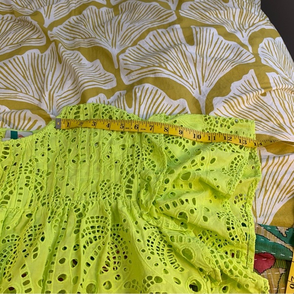 Farm Rio Palm Tree Richelieu Cotton Eyelet Crop Blouse in Lime Green size S - Picture 10 of 13